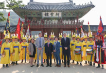 BC주 수상 만난 김동연, “오랜 신뢰 바탕. 지방정부간 경제협력 틀 만들길 희망”