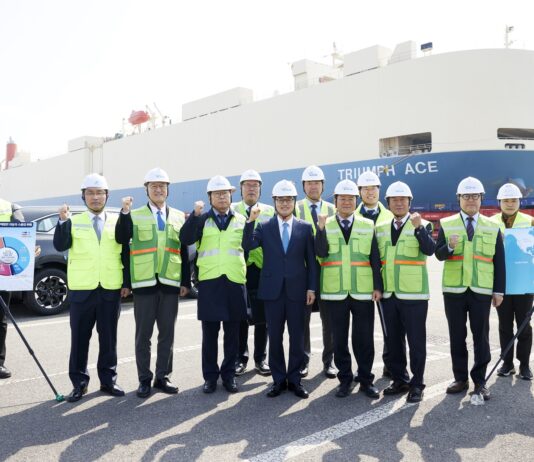 외국 국적 수출입 자동차 화물선 국내 연안운송 허가 2028년까지 연장… 경기도, 3월 평택항 기업 간담회 열고 기업건의 반영해 제도 개선 견인