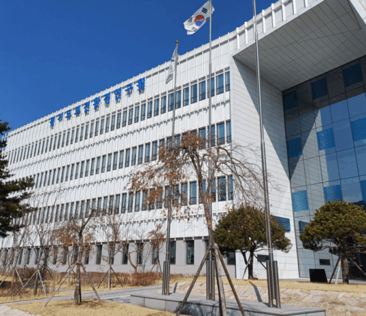 “식용유 속 숨은 농약, 이제 한 방에 잡는다” 경기도보건환경연구원, 식용유지 잔류농약 분석 신기술 특허